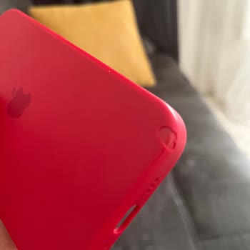 Apple Store Magsafe Kılıf Kalitesizliği