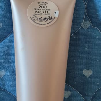 Note Cosmetics Note BB Krem Cilt Yüzeyinde Tabaka Olarak Kalıyor Emilmiyor