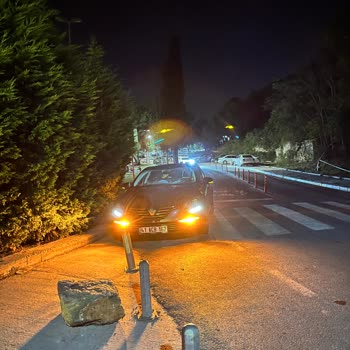 iPhone 13 Kamerada Işık Yansıması