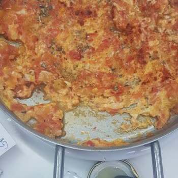 Ekşimiş Menemen Köfteci Yusuf İvrindi