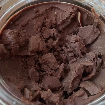Nutella Toprak Gibi Parça Parça