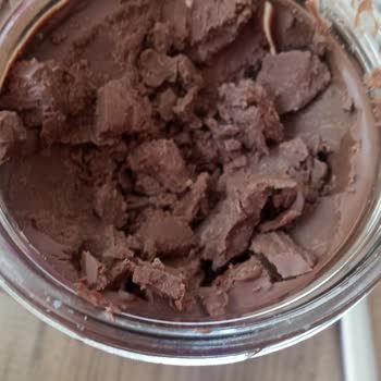Nutella Toprak Gibi Parça Parça