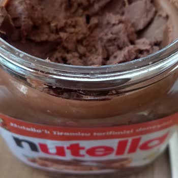 Nutella Toprak Gibi Parça Parça