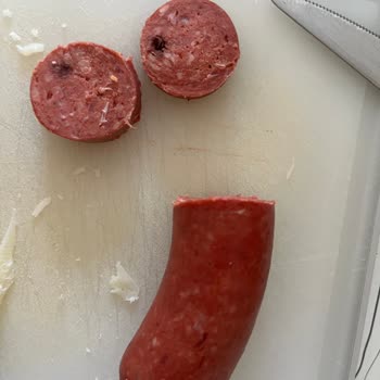 Polonez Et Ürünleri Sucuk İçindeki Siyahlık