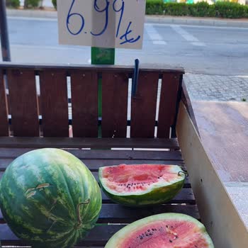 Özçam Marketler Hastalıklı Meyve Sattı