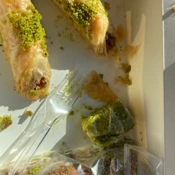 Denizli Merkezefendi Faruk Güllüoğlu Baklava