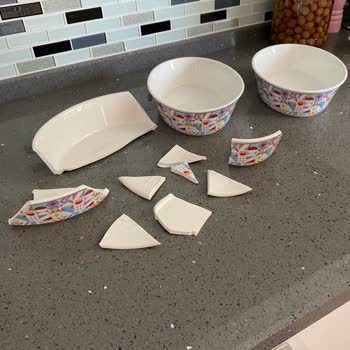 Karaca Züccaciye Karaca Store Aldatıyor, Kırık Malları Gönderdi