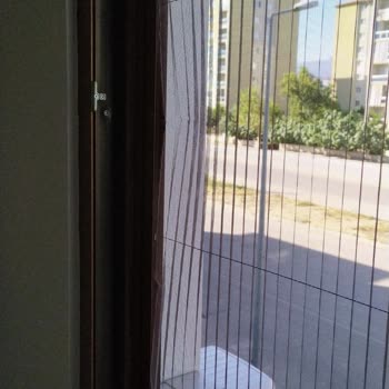 Denizli Cam Sineklik Düzgün Yapılmadı