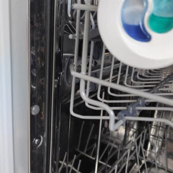 Hoover Kusurlu Bulaşık Makinesi