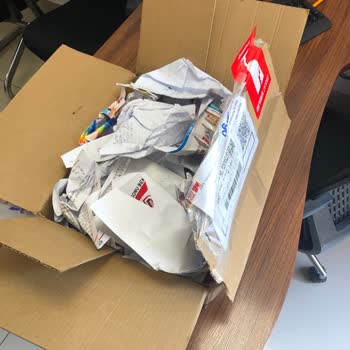 Vivense Ürünün Yanında Çöp Göndermesi