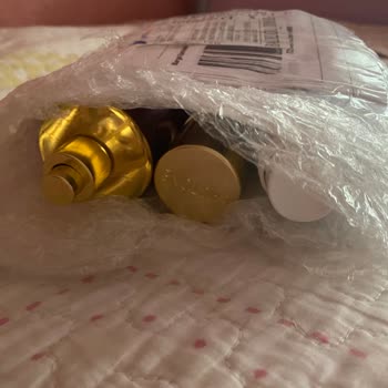 L'actone Düzgün Paketlenmeyen Kargodan Dolayı Parfümlerimin Kapağı Yok