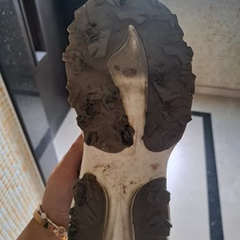 Boyner Fabrika Ayakkabı Altı Eridi