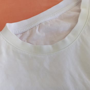 Avene Cildim Emmiyor Akıp Gidiyor Krem Başarısız.