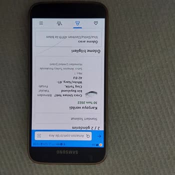 Aynı Numara Olmasına Rağmen Arasında Kalıp Farkı Olan Crocs Terlik