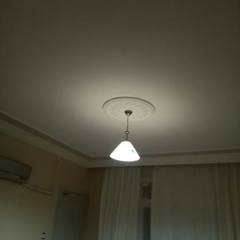 Toroslar Elektrik Dağıtım Lambalar Sürekli Patlıyor