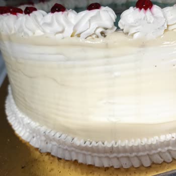 Tatbak Gıda Özel Pasta Siparişi Bozuk Çıktı