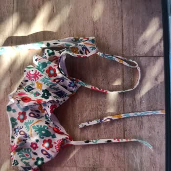 Penti Bikinimin Askısı İlk Giyişte Koptu