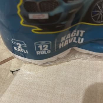 Onur Market (3 Katlı) 12 Li Kağıt Havlu İstedim. 2 Katlı Gönderdi