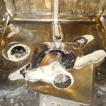 Arçelik Bulaşık Makinesi Yangın Çıkardı