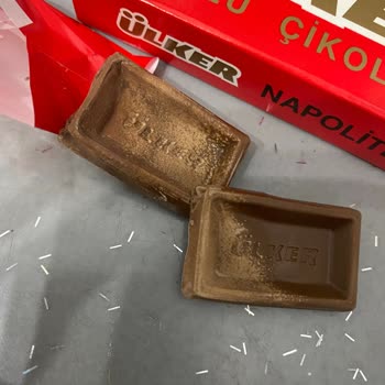 Ülker Napoliten Bozuk Çikolata