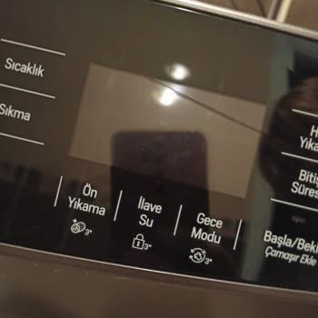 Arçelik Merkez Servisi (444 38 24) Arçelik Çamaşır Makinesi Camında Çatlama