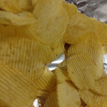 Ruffles Sade Patates Cipsi İçinden Çıkan Garip Şey