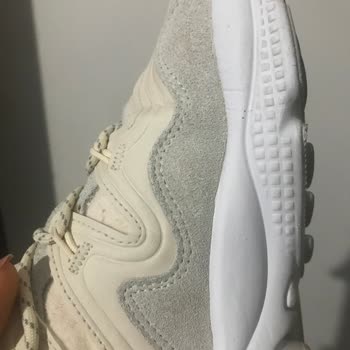 adidas Lekeler Oluştu Kendiliğinden
