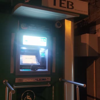 TEB ATM Para Üstü İadesi Yapılıyor Deyip El Koydu