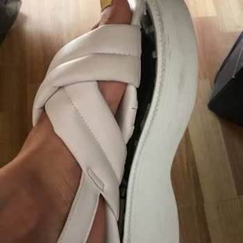 FLO Ayakkabı Bir Ayda Geldiği Durum