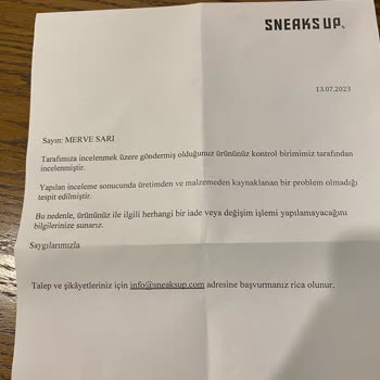 Nike Ayakkabı Ek Yerlerinden Açıldı
