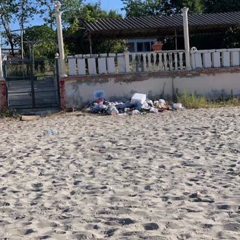 Tekirdağ Büyükşehir Belediyesi Tekirdağ Büyükşehir Belediye Hizmeti Vermiyor!