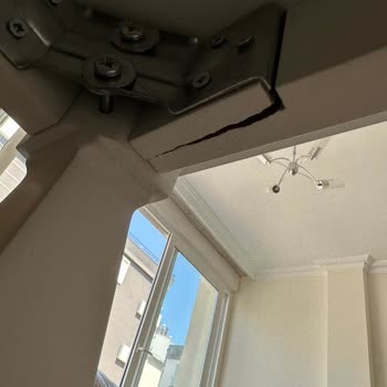 Enza Home Yemek Masam Kırık Ve Yenisini Hala Teslim Etmediler!