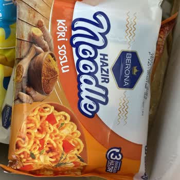 Berona Noodle Hem Yarım Hem De Baharatı Eksik Çıktı