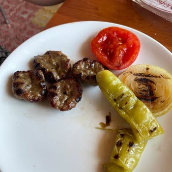 Malitur Konaklama Ve Yeme İçme