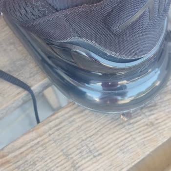 Barçın Spor Konak Şubesi Orijinalliği Şüpheli Ürün Satıyor