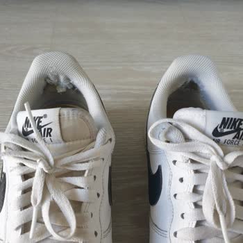 Barçın Spor Nike Air Force Dışı Güzel İçi Kötü