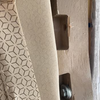 Bellona Mavenna Sandalye Eksik Civatadan Dolayı Kırıldı