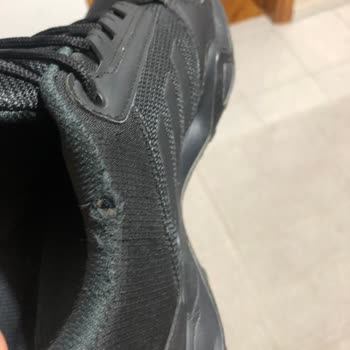 Adidas'ın Kalitesizliğini Kullanıcı Hatasına Bağlaması
