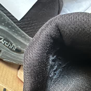 Skechers Ayakkabı Kalitesiz Üretimden Kaynaklı Yıpranmalar