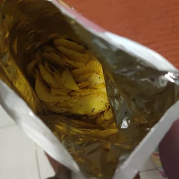 Ruffles İçinde Karınca Ölüleri Var