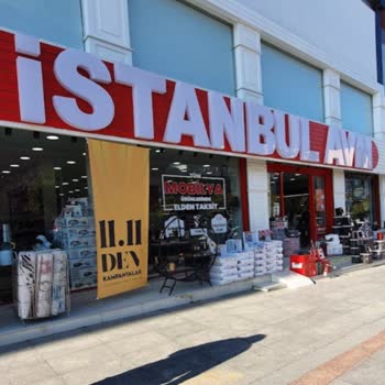 İstanbul Avm Koltuk Takımının Rengi Soluyor