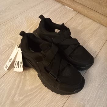 Zara Gibi Bir Markaya Yakışmıyor.