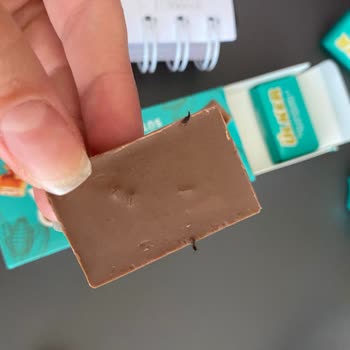 Ülker Çikolatalarından Böcek Çıktı!