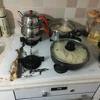 Arçelik Cam Ocakta Patlama Oldu