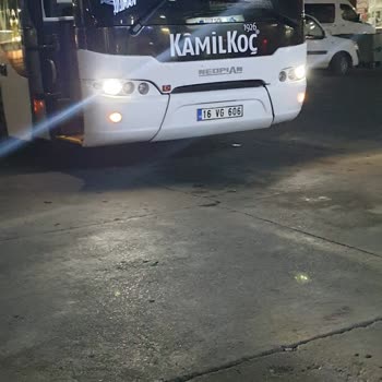 Kamil Koç Sorumsuzluk Otobüsün Saatinde Gelmemesi