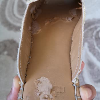 Elle Shoes Un Ürün Hatasını Kabul Etmemesi