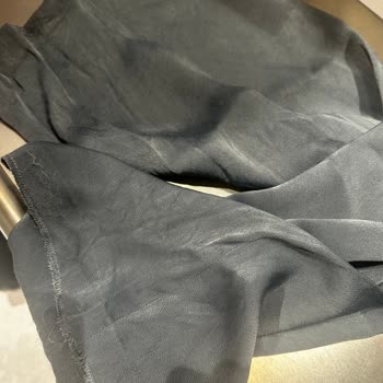 Zara Mağaza Yöneticisi Olduğunu İddia Eden N** Hanım