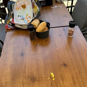 Viaport AVM Tavuk Dünyası Hijyen Konusunda Sınıfta Kaldı