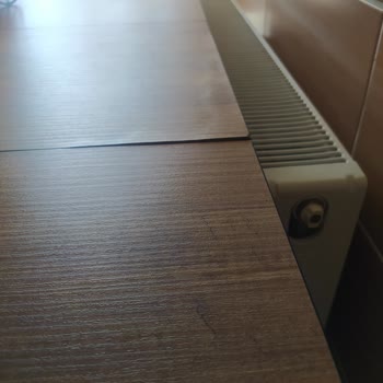 Taşpınar Alışveriş Merkezleri Açılır Kapanır Masa Hasarı