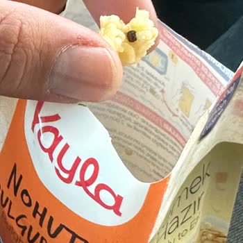 Yayla Bakliyat Nohutlu Pilav Ürününden Çıkan Yabancı Cisim